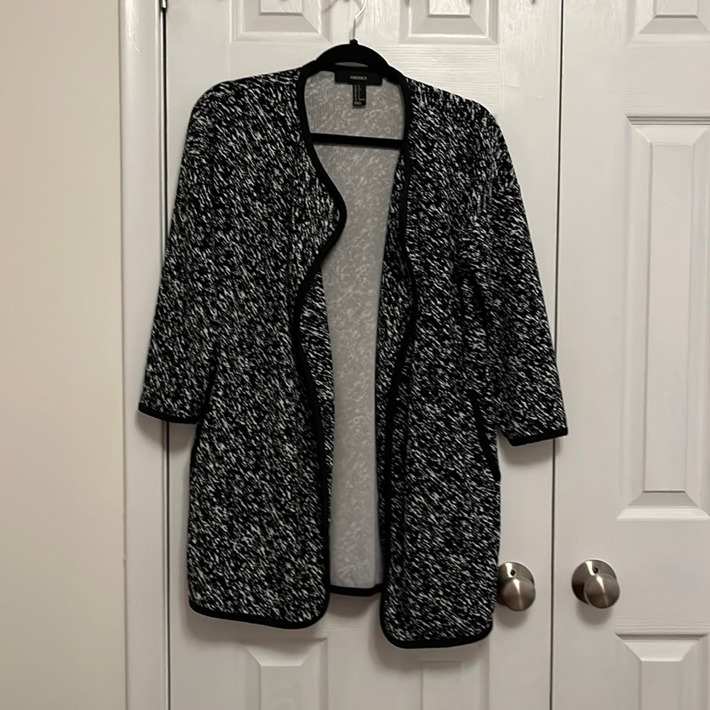 Forever 21 black and white cardigan